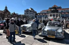 Zlot klasycznych Mercedesów w Sopocie i tłumy odwiedzających