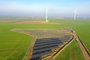 Energa stawia 467 MWh magazynów i 8 nowych farm PV