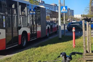 Kierowca pod wpływem potrącił rowerzystkę autobusem