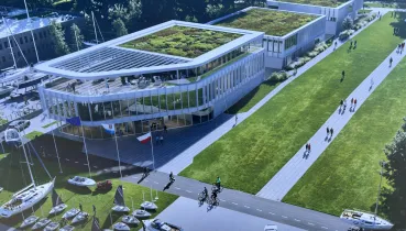 Minister przywiózł dofinansowanie dla Olimpijskiego Centrum Żeglarstwa
