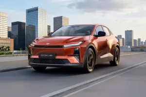 Każdy oszczędza inaczej. Dlaczego Toyota C-HR odpowiada na rosnące koszty użytkowania auta?