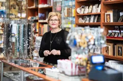 Prowadzi dwie księgarnie katolickie w centrum Gdańska. "Nie poddałam się"