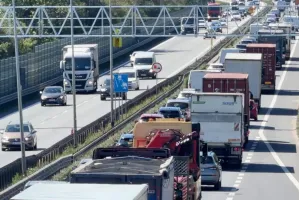 Odcinkowy pomiar - kierowcy panikują i gwałtownie zwalniają?