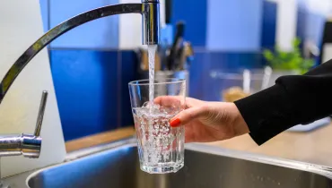 Kranówka w restauracjach będzie za darmo?