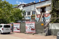 Rozbiórka części Domu Kuracyjnego w Orłowie. "Usuwamy dobudówki"