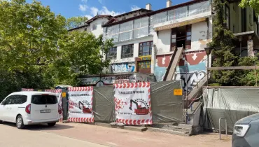 Rozbiórka części Domu Kuracyjnego w Orłowie. "Usuwamy dobudówki"