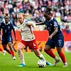 Polska - Francja 0:2. Walka biało-czerwonych i kolejny rekord frekwencji