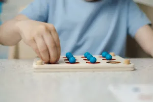 Dzieci z zaburzeniami psychicznymi bez wsparcia? Dotacja starcza na 65 proc. zapotrzebowania