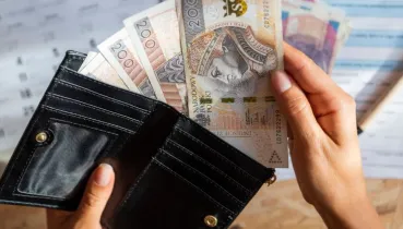 Masz 7907,20 zł brutto? Takie są zarobki w Polsce