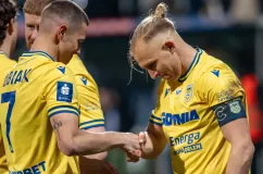Arka Gdynia po symbolicznej przecenie. Znów nowy lider najdroższych piłkarzy