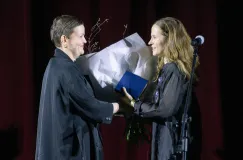 Hania Rani wyróżniona medalem Gloria Artis. Prestiżowe odznaczenie dla pianistki