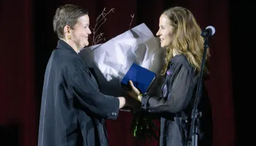 Hania Rani wyróżniona medalem Gloria Artis. Prestiżowe odznaczenie dla pianistki