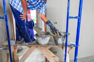 Ile kosztuje tynkowanie ścian w 2026 r.? Wiemy, ile zapłacisz fachowcowi
