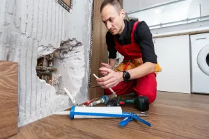 Ile bierze hydraulik za punkt w 2026 r.? Podajemy stawki z materiałem i bez