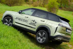 SUV za 92,7 tys. zł i hybryda o mocy 224 KM - te modele przyciągają klientów w Trójmieście