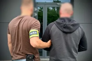 Rozlał cuchnącą ciecz w restauracji. Zrywali kafle, żeby pozbyć się smrodu