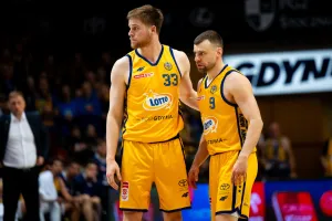 Bartłomiej Wołoszyn, prezes AMW Arki Gdynia: Europejskie puchary jeszcze nie teraz