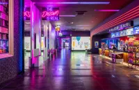 Do kina nie tylko na film. Jak multipleksy chcą być dziś centrami rozrywki