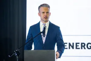 Będzie umowa na budowę czwartego toru - ogłosił wiceminister