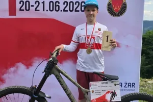 Mieszkaniec Pomorza z tytułem Mistrza Polski. 13-latek z Bojana najlepszy w downhillu MTB