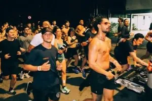 Running Rave - grupowe bieganie w rytm muzyki elektronicznej