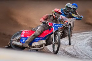 Wybrzeże Gdańsk wygrało żużlowy maraton w Świętochłowicach. Eryk Kamiński w szpitalu