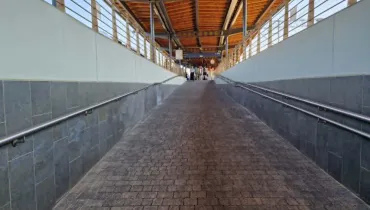 Po trzech miesiącach otworzyli pochylnię na peron SKM w Gdyni