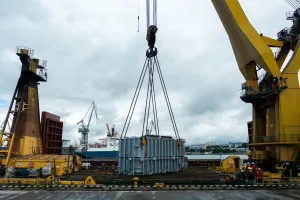 260-tonowy gigant w Żarnowcu. Transformator połączy magazyn z siecią 400 kV