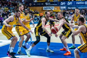 Terminarz Polskiej Ligi Koszykówki ogłoszony. Derby Trójmiasta w październiku i styczniu