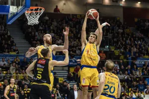 Kacper Marchewka pierwszym wzmocnieniem Energi Trefla Sopot. Kiedyś grał w Gdyni