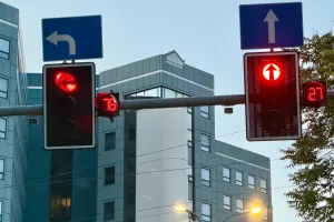 Szczecin je ma, a Gdańsk nie. Będą sekundniki dla kierowców na światłach?
