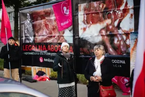 Gdańsk drugi raz wygrał w sądzie z fundacją Kai Godek ws. protestu przed szpitalem