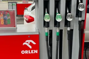 Jeśli paliwo podrożeje, wrócą regulowane ceny na koniec lata
