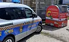 Przyjechali ratować kota z elektrośmieci, a znaleźli zabawkę