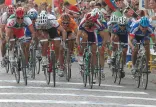 Tour de Pologne w Gdyni: prezentacja zawodników i zmiany w ruchu Tour de Pologne w Gdyni: prezentacja zawodników i zmiany w ruchu