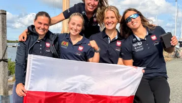 Ewa Lewandowska i Anna Zwara mistrzyniami świata juniorek w klasie 49erFX