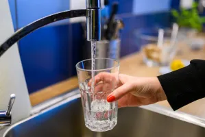 Nie będzie darmowej wody w restauracjach
