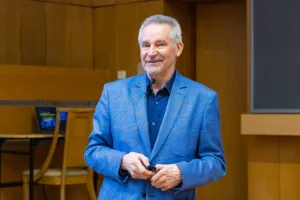 Jak bada się zbrodnie sprzed dekad? Prof. Pawłowski o pracy z DNA i sprawie Izy