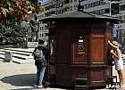 Nietypowy "kiosk" stanął w centrum Gdyni