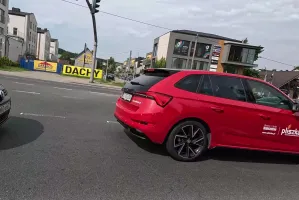 Jadę na wakacje, wszyscy z drogi!