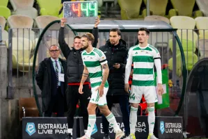 Lechia Gdańsk usuwa piłkarzy z kadry drużyny. Robi miejsce dla nowych obrońców