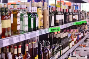 Nocna prohibicja, zakaz reklam alkoholu i koniec promocji. Wielkie zmiany w ustawie coraz bliżej