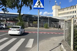 Znaki na środku chodnika. Tylko mi to przeszkadza?