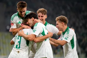 Lechia Gdańsk pracuje nad trzema transferami. Trener osobiście przekonuje napastnika