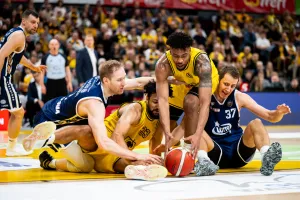 AMW Arka Gdynia i Energa Trefl Sopot rozpoczynają sprzedaż karnetów na sezon 2026/27