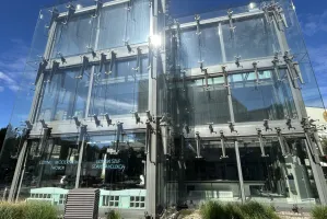 Infoboks za rok zmieni się w Centrum Modernizmu
