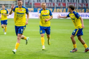 Czy Arka Gdynia ligowy skład powinna zastąpić pucharowym? Ile zmian potrzeba w "11"?