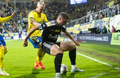 Arka Gdynia - ŁKS Łódź w meczu patriotycznym. Trzy ruchy transferowe negocjowane