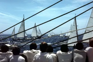 Operacja Żagiel 1976. Jak "Dar Pomorza" podbił Amerykę?