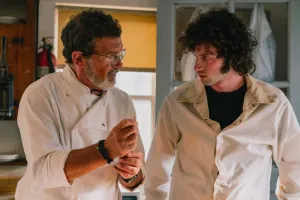 Recenzja filmu "Tony". Udany przepis na kino o słynnym kucharzu